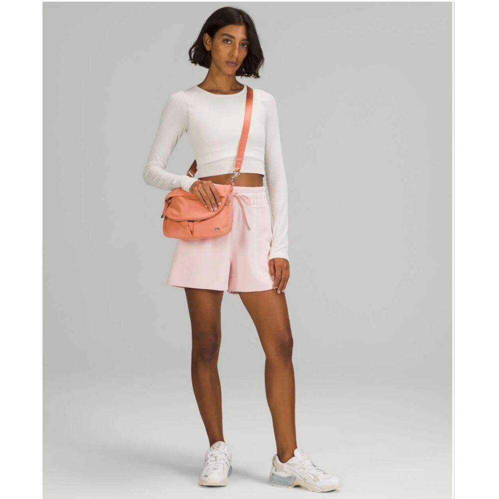 Lululemon All night Festival Bag in Dusty Pink
